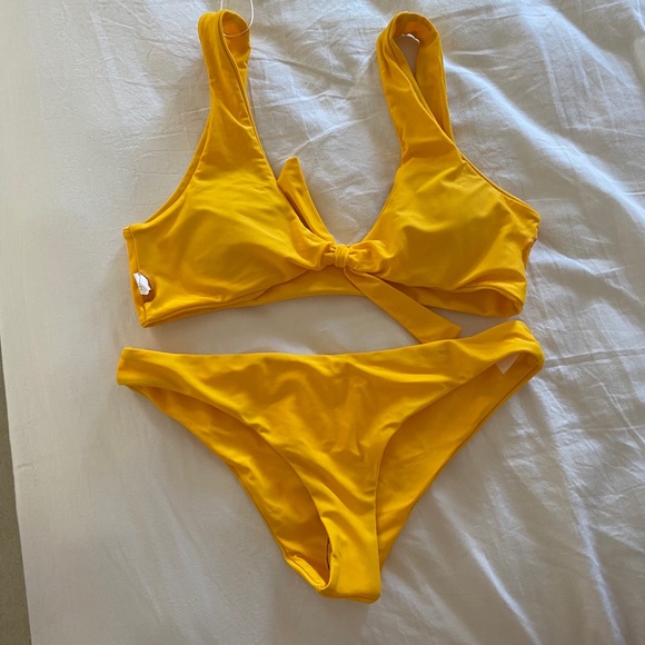 Zaful two piece - Picture 2 of 4